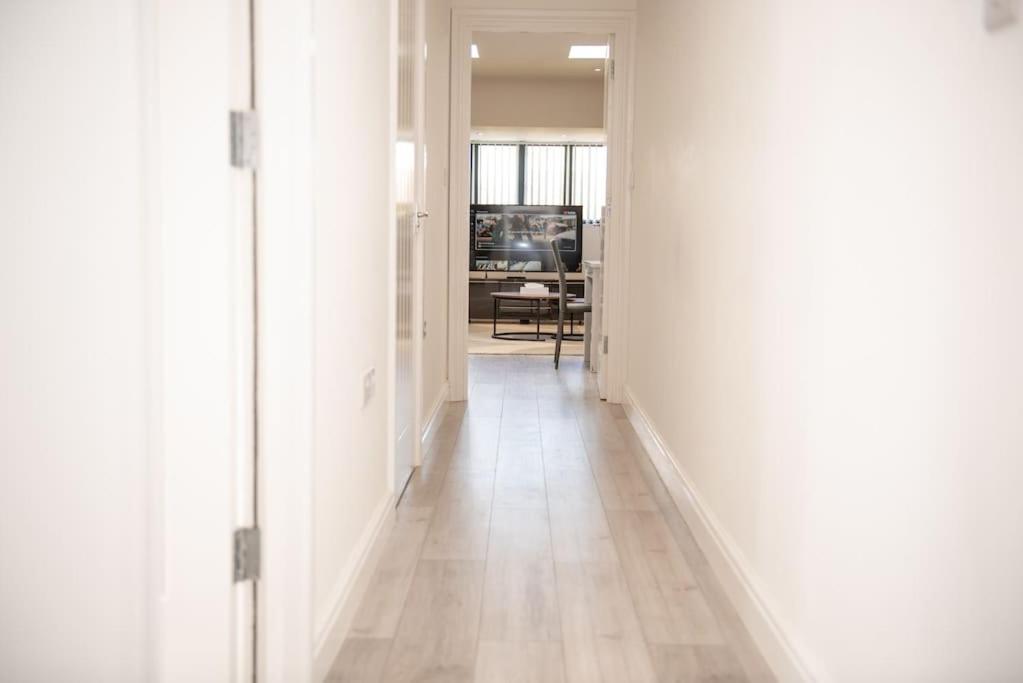 Orchid Lodge: Two-Bed Flat Near Blenheim Palace & Oxford Kidlington Exterior photo